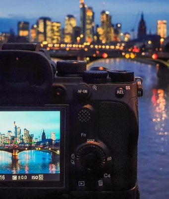 Frame the World: The Ultimate Guide to Mastering Travel Photography Travel Photography