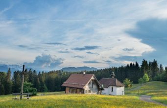 Unlock the World on a Budget: Your Ultimate Guide to Affordable Travel Travel