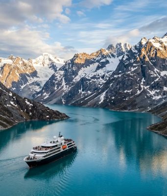 Adventure Travel by Sea: How to Plan the Perfect Sea Adventure Adventure Travel by Sea How to Plan the Perfect Sea Adventure